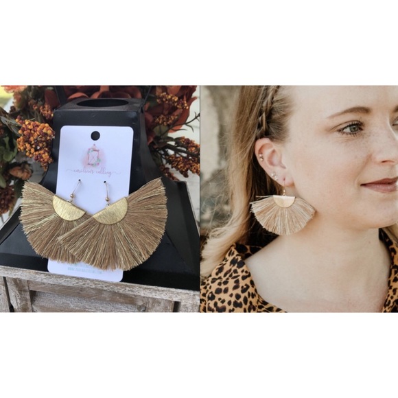 Hello Fall Tassel Fan Earrings - Picture 2 of 3